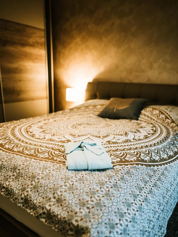 Downtown Premium Apartments Brasov Ngoại thất bức ảnh