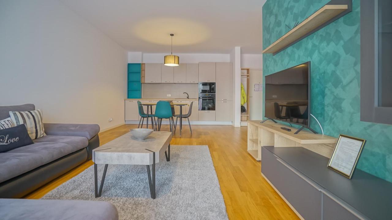 Downtown Premium Apartments Brasov Ngoại thất bức ảnh