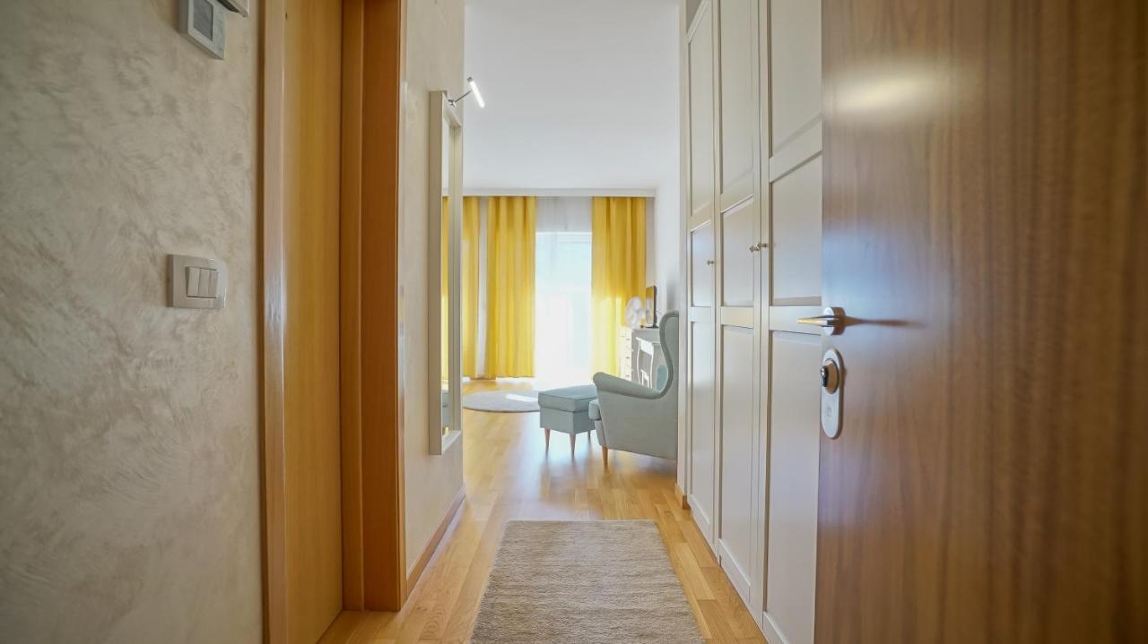 Downtown Premium Apartments Brasov Ngoại thất bức ảnh