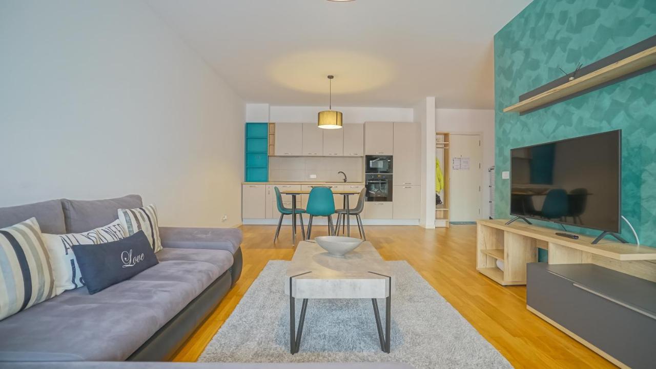 Downtown Premium Apartments Brasov Ngoại thất bức ảnh