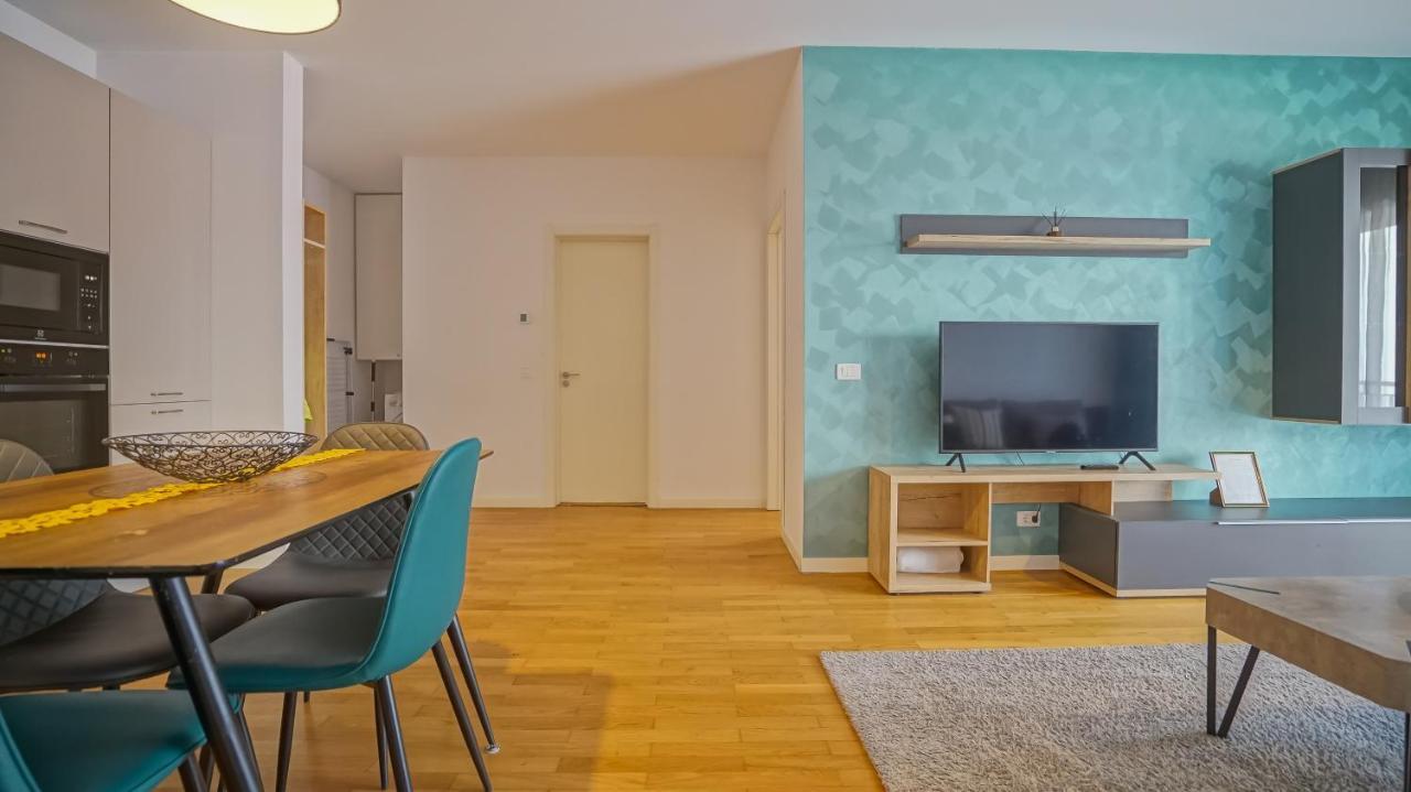 Downtown Premium Apartments Brasov Ngoại thất bức ảnh