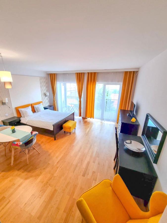 Downtown Premium Apartments Brasov Ngoại thất bức ảnh