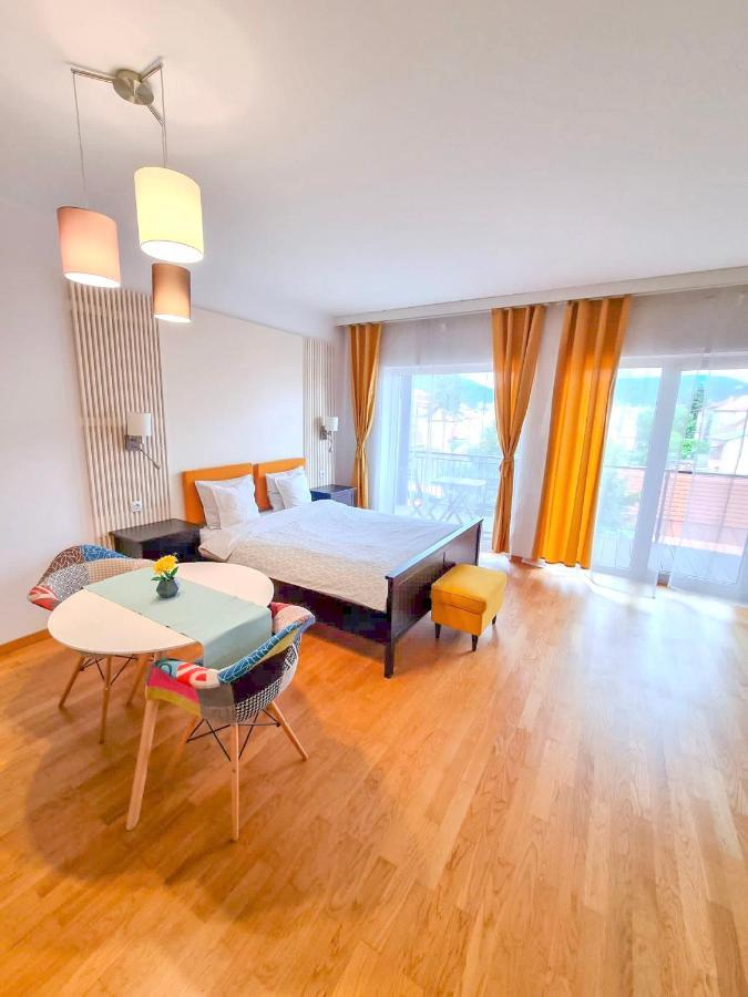 Downtown Premium Apartments Brasov Ngoại thất bức ảnh