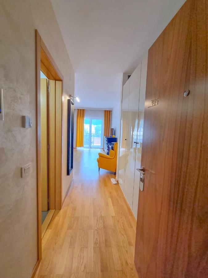 Downtown Premium Apartments Brasov Ngoại thất bức ảnh